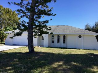 2111 SE 10th Pl, Cape Coral, FL 33990