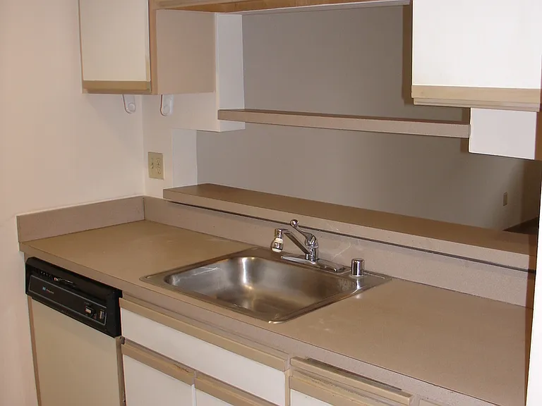 Oswego Apartments - Located on the east banks of Green Lake — Photo 10
