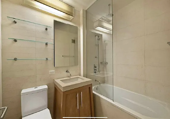 Rented by Level Group | media 6