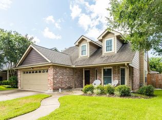 612 Prairie Ln, Angleton, TX 77515