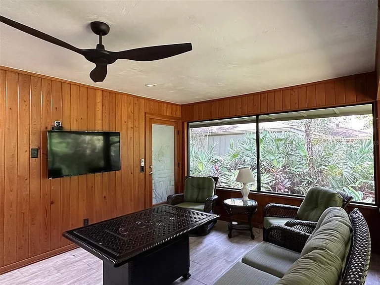 340 Troon Ct — Photo 43