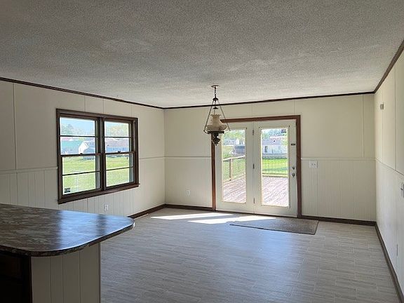 4th image of 1319 Hills Chapel Rd