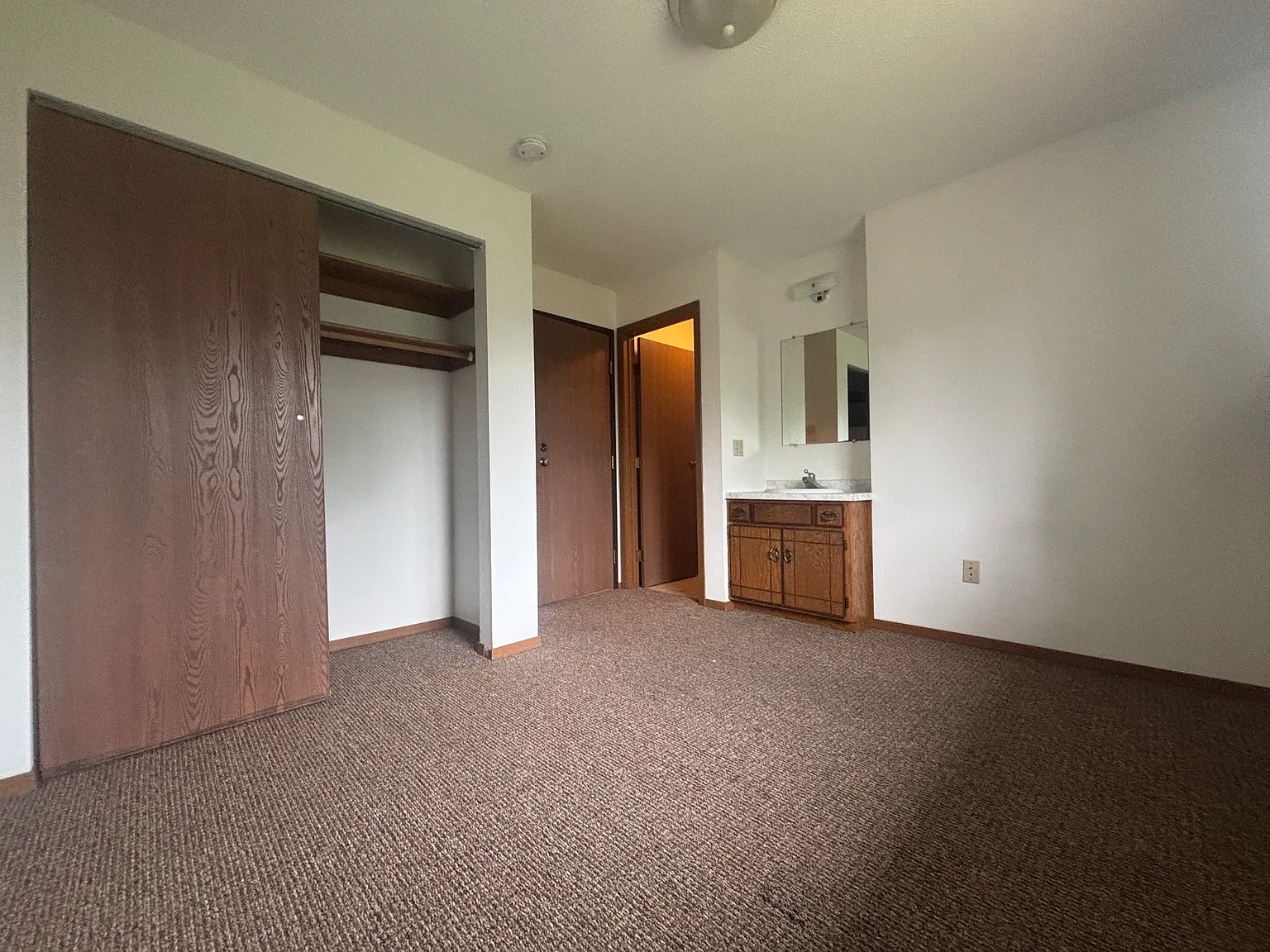 1 bed, $600 — Photo 4