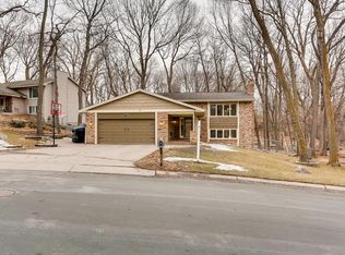 2883 Halstead Ln, Mound, MN 55364
