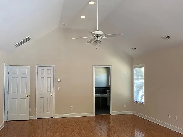 7752 Cypress Island Dr — Photo 8