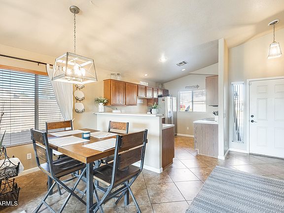 4th image of 9477 W FRANK Avenue