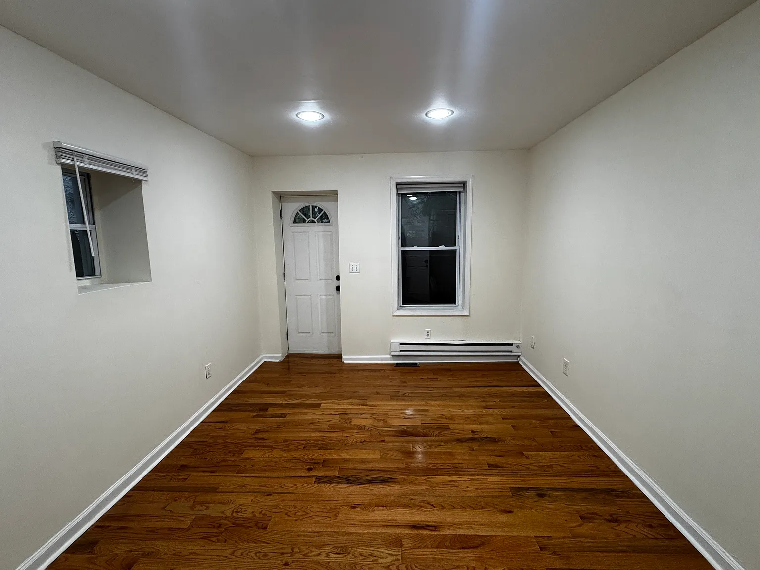 1 bed, 900 sqft, $1,795 — Photo 4