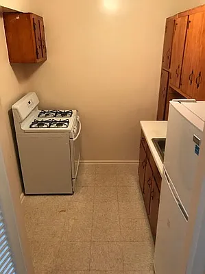 Rented by Kew Forest Realty Inc | media 9