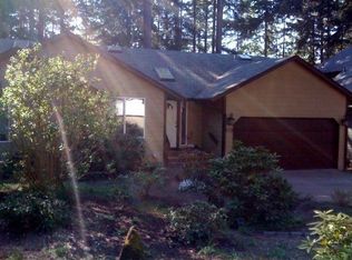 672 S 73rd St, Springfield, OR 97478