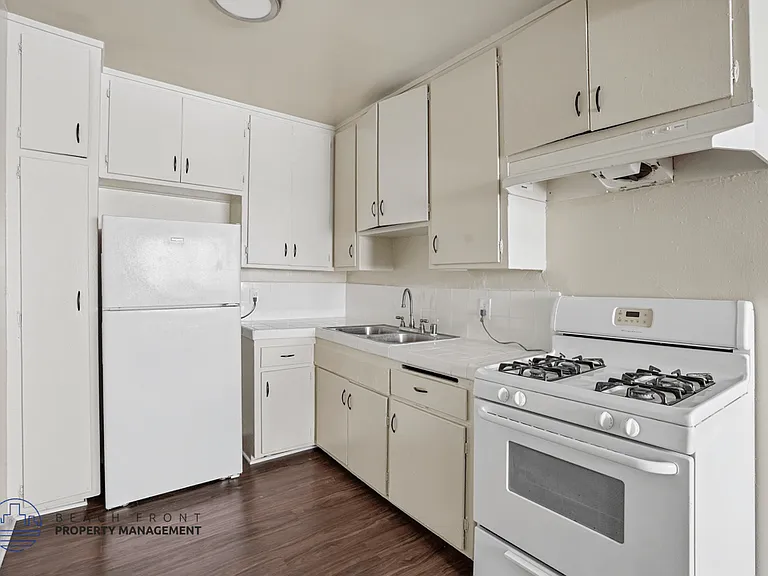 10305 Buford Ave. — Photo 20