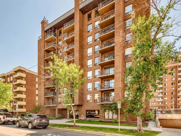 1323 S 15th Ave SW #804, Calgary, AB T3C 0X8