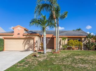 9970 Robins Nest Rd, Boca Raton, FL 33496