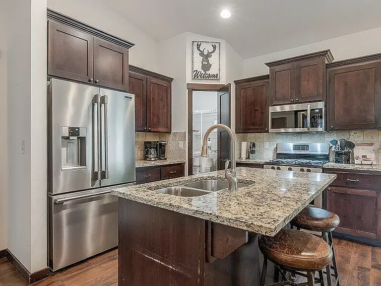 6391 E Kyong Ct — Photo 4