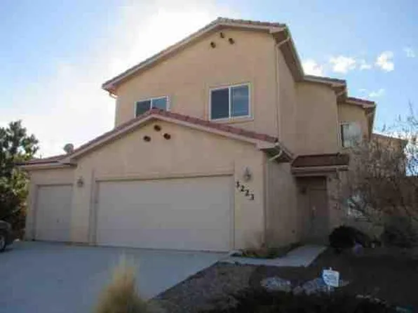 3223 Rio Bonito Dr SW, Albuquerque, NM 87121