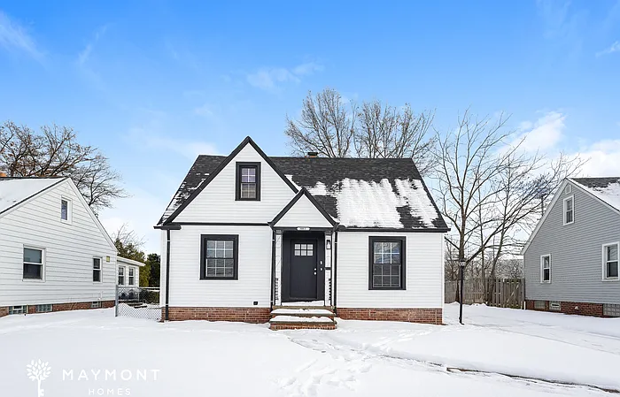 3083 Joslyn Rd — Photo 1