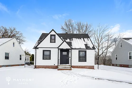3083 Joslyn Rd Photo 1