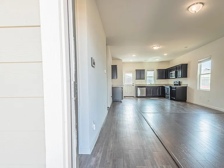 1012 Blue Beech Ln — Photo 2