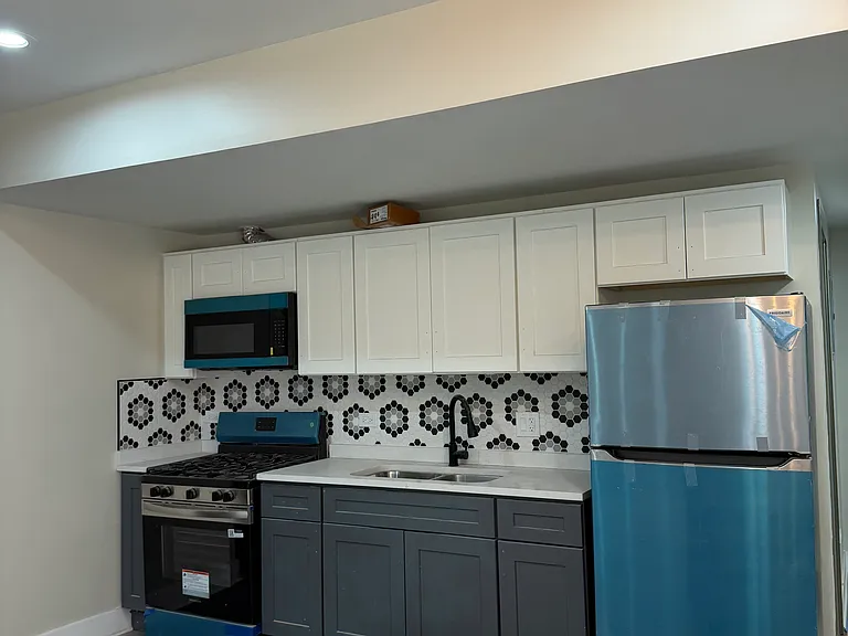 7948 S Evans Ave #5 — Photo 1