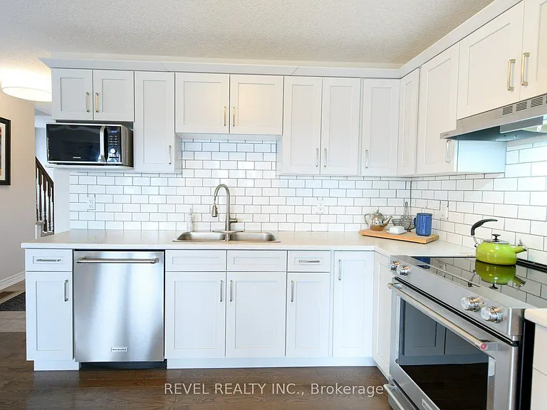 23 Archer Ave — Photo 4