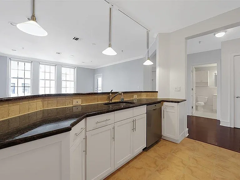 830 Monroe St #4I — Photo 5