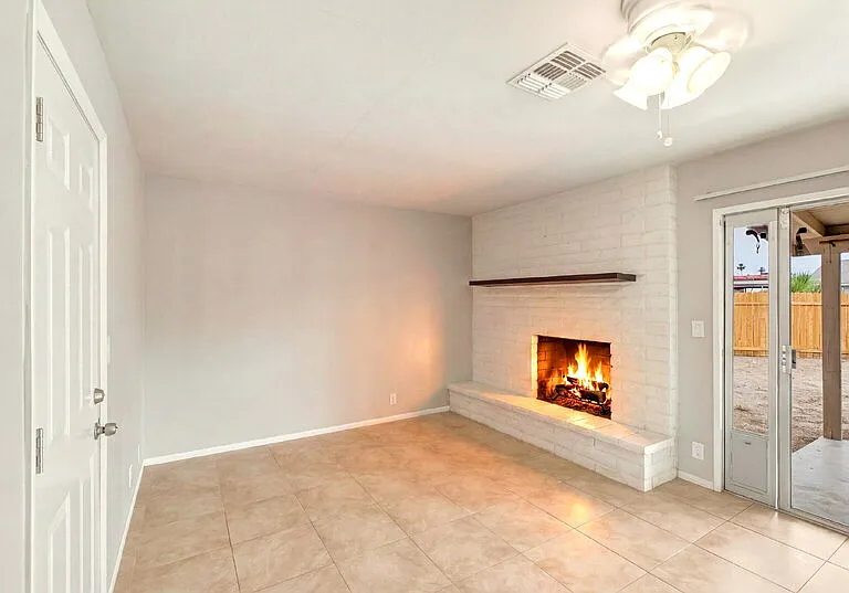 1224 E 9th Ave — Photo 7