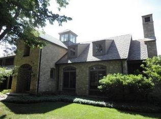 4665 Bauer Brook Ct, Lawrence, KS 66049