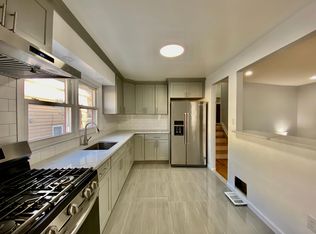 22148 58th Ave FLOOR 2, Oakland Gardens, NY 11364