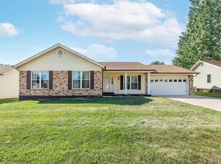 1151 Spencer Hill Dr, Saint Peters, MO 63376