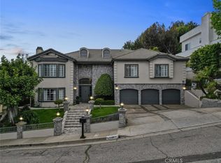 2126 Rimcrest Dr, Glendale, CA 91207