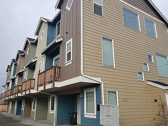 2nd image of 4026 S Pine St #1