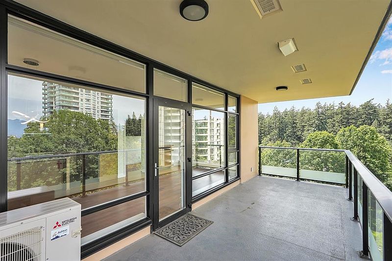 Burnaby Apartment for rent - 2 Bedrooms — photo 25