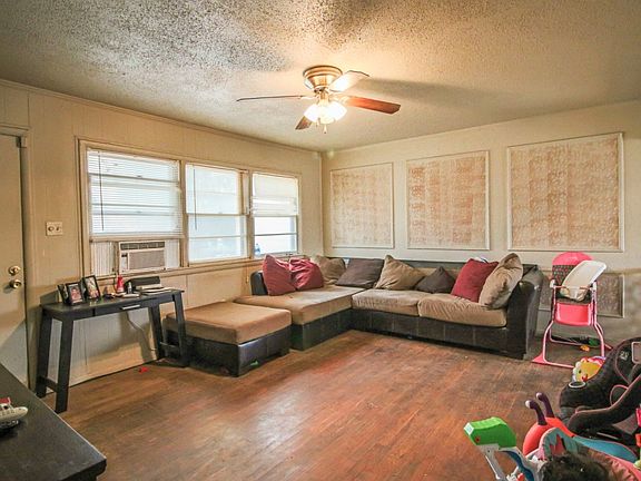 4th image of 5615 Avenue B