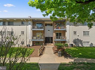 11354 Cherry Hill Rd #1X-202, Beltsville, MD 20705