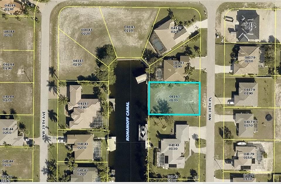 1st image of 440 NW 38th Pl