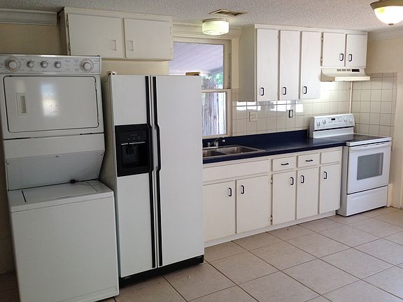 Open kitchen
