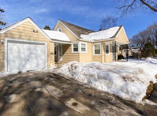 3202 W Thurston Ave, Milwaukee, WI 53209