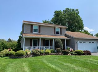 716 Northbrook Way, Webster, NY 14580