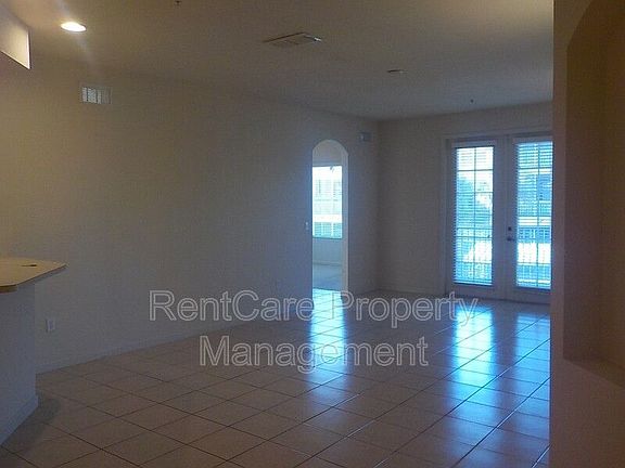 3rd image of 3301 Whitestone Cir Unit 207
