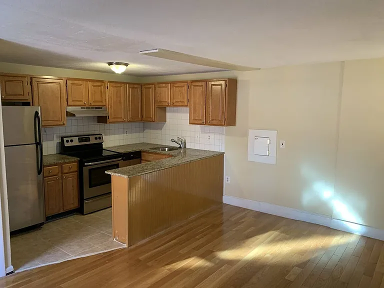 224 Cambridge St #6 — Photo 6