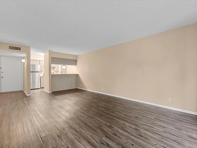 4859 Cedar Springs Rd #241 — Photo 8