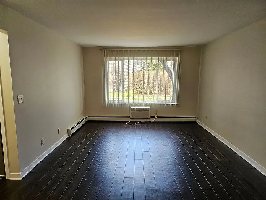 1300 Light Road Unit 109 Oswego, IL 60543 — Photo 3