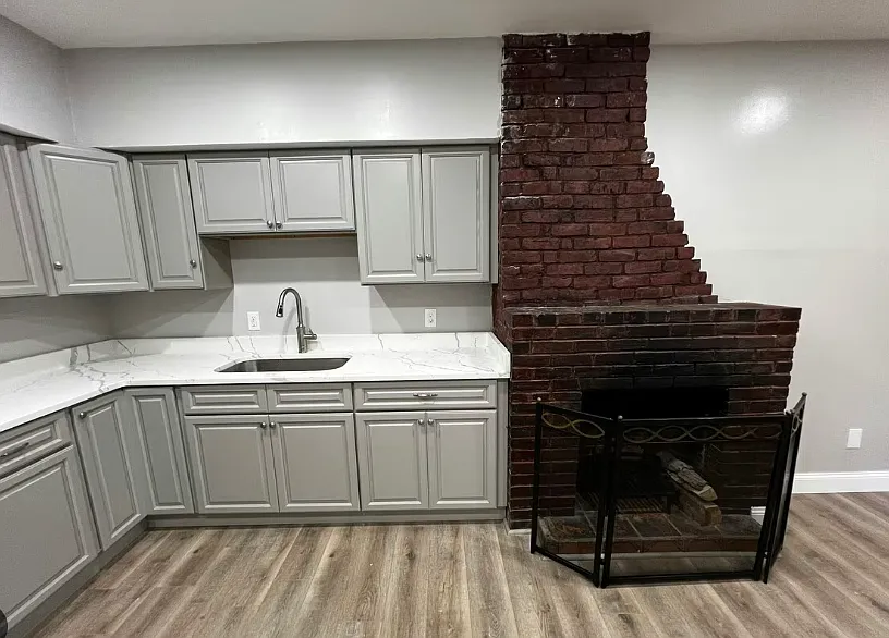 2 bed, 1.0 bath, $2,400 — Photo 3