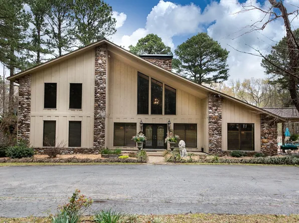 572 Cherrywood Dr, Cabot, AR 72023