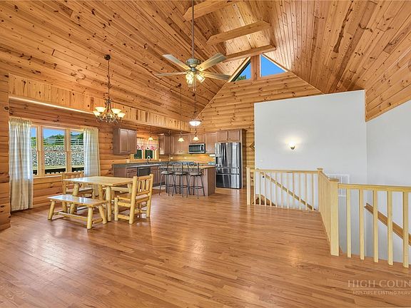 5th image of 318 Heron Drive