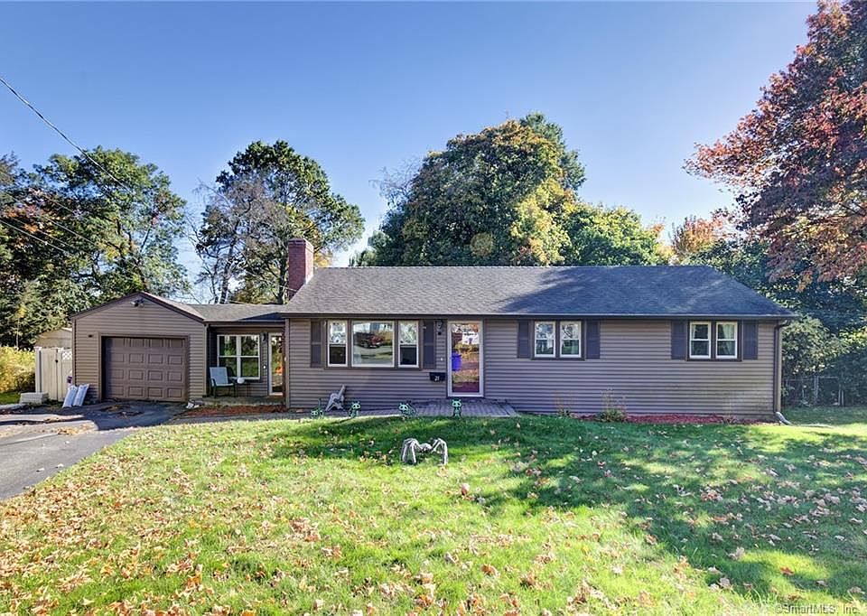 1st image of 21 Fennwood Circle
