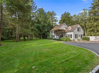 576 Old Post Rd, Bedford, NY 10506