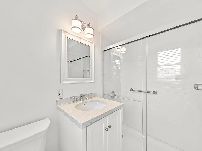 324 Shore Dr #B-8 — Photo 12