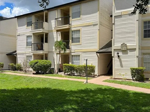 1972 Lake Atriums Cir, Orlando, FL