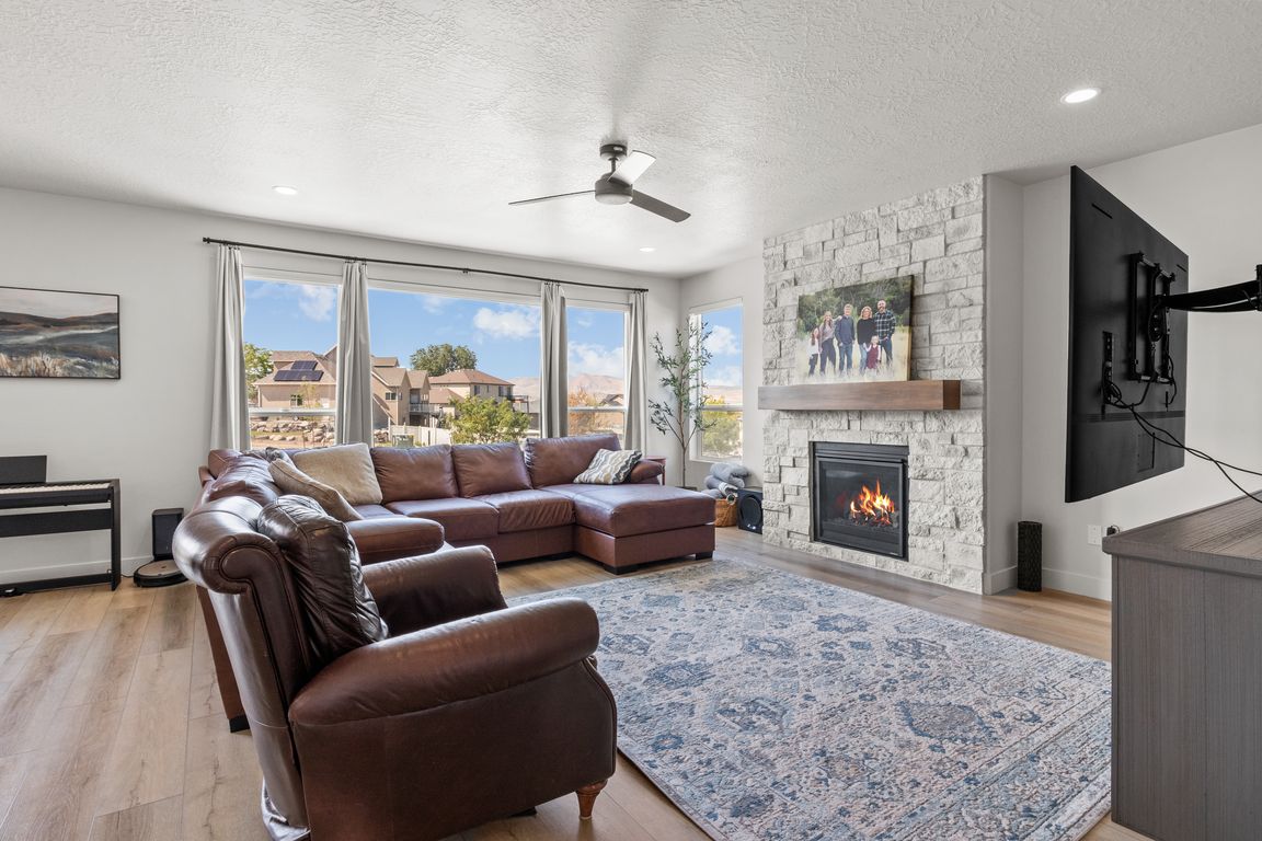 next background image