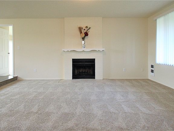 2nd image of 618 160th Street Ct E